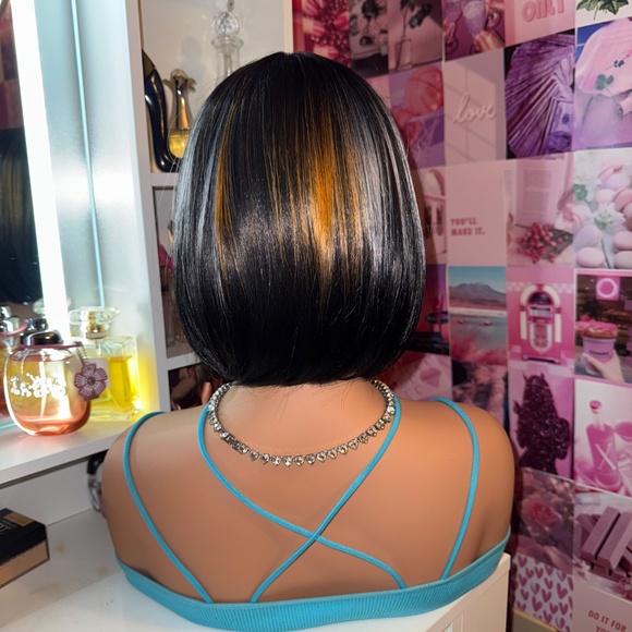 Multi Color Bob Lace Front Wig - Picture 3 of 3